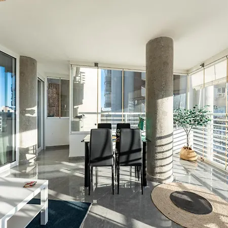 Ct 353 - Faro's Tower 2 - Walking Distance To Everything Apartamento *