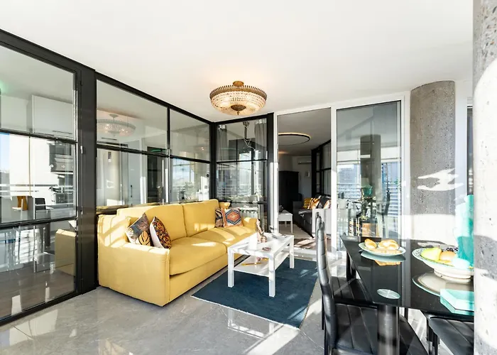 Апартаменты Ct 353 - Faro's Tower 2 - Walking Distance To Everything